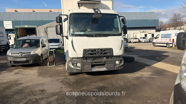 Réparation pneu camion poids lourd sur place
